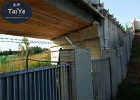 A cerca galvanizada mergulhada quente do arame farpado suporta a altura dos bens 50-60cm